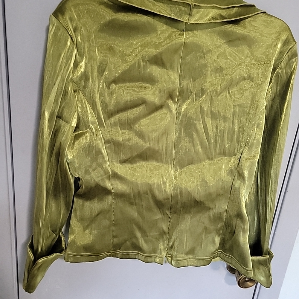 Cachet Olive Green Women's Top - Picture 6 of 11